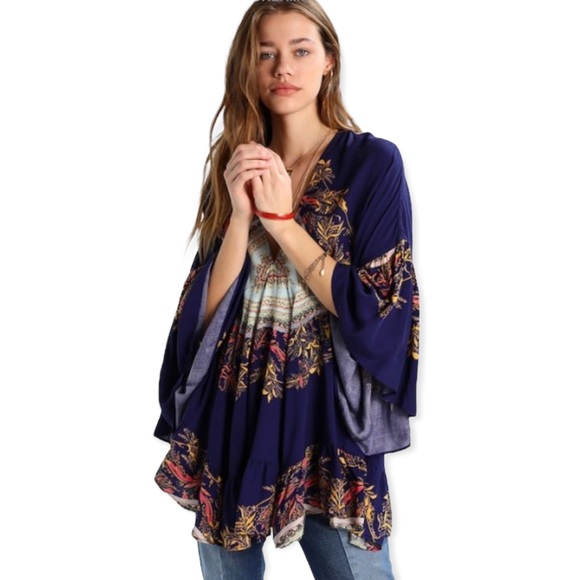 FREE PEOPLE SUNSET DREAMS TUNIC BELL SLEEVE BLOUSE IN BLUE - Picture 7 of 16